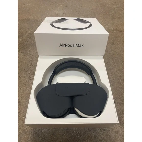 Apple AirPods Max Midnight Black Bluetooth USB-C Headphones Smart Case Open Box